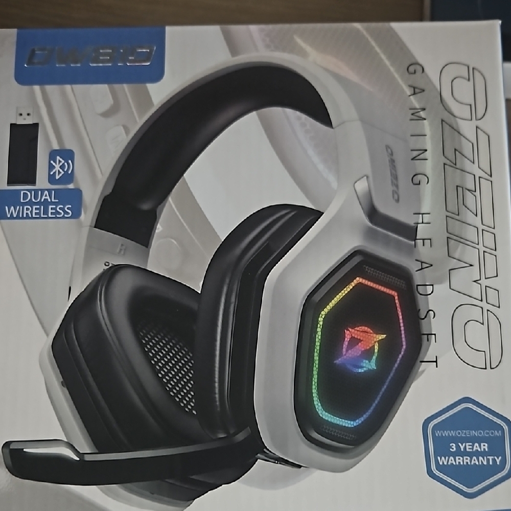 Ozeino Wireless Gaming Headset with RGB Lights
